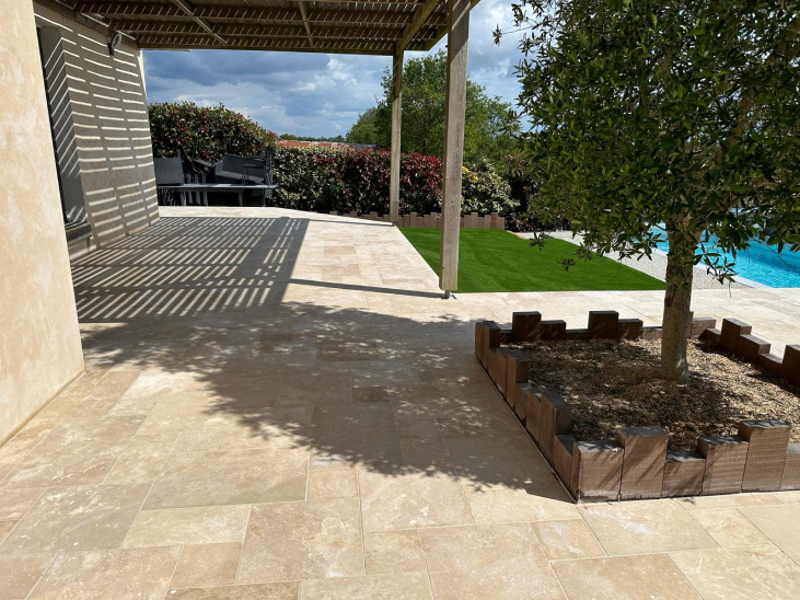 Aurelien Bulteau PAYSAGISTE CHALLANS Terasse Travertin 159